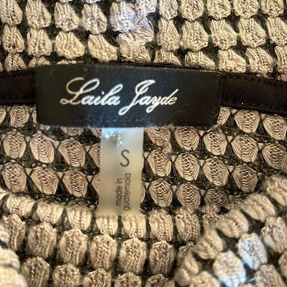 ‎LAILA JAYDE
Ralphy Cowl Neck Knit Top Size Small - Picture 3 of 7